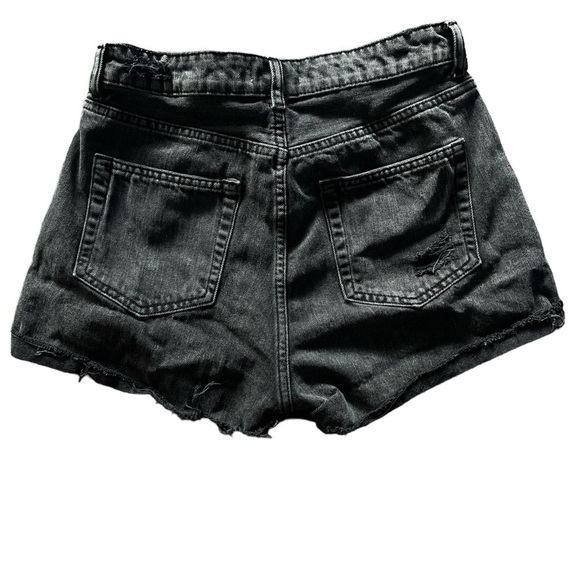 H&M Denim High Rise Distressed Cuff Cut Off Jean Shorts Summer Casual Black 6 - Picture 3 of 10